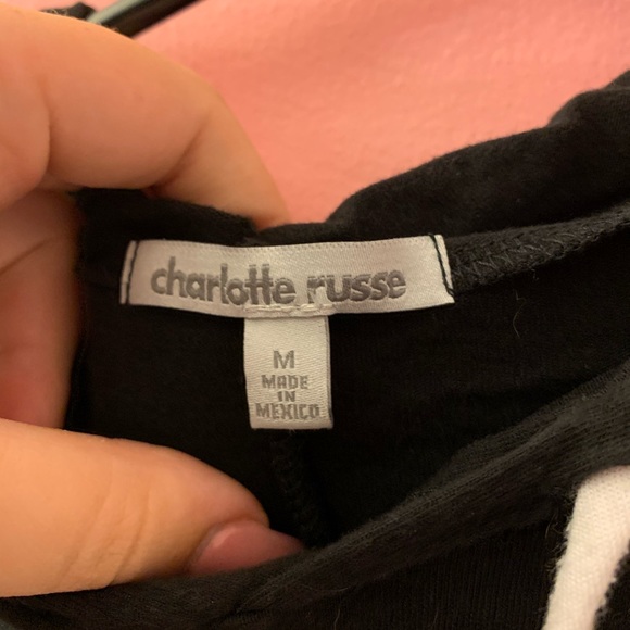 Charlotte Russe Sporty Crop Top - Picture 2 of 3